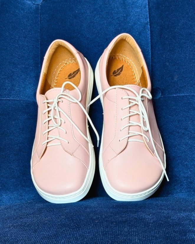 Classic Blossom - Size: 44