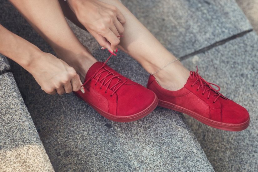 Classic Red - Velikost: 41